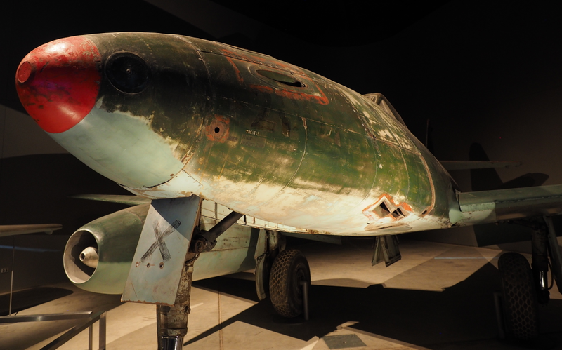 Illustration for article titled Me-262: The First Jet Fighter To Make a Diffrence
